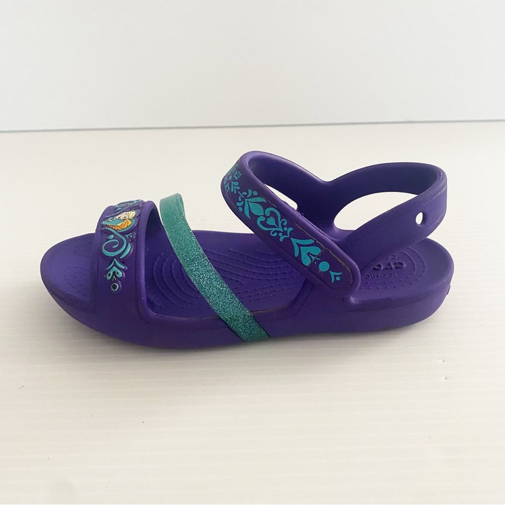 Crocs Girls Disney Frozen Sandals Shoes Purple Childrens Size 12 Elsa Anna Kids - Picture 10 of 16